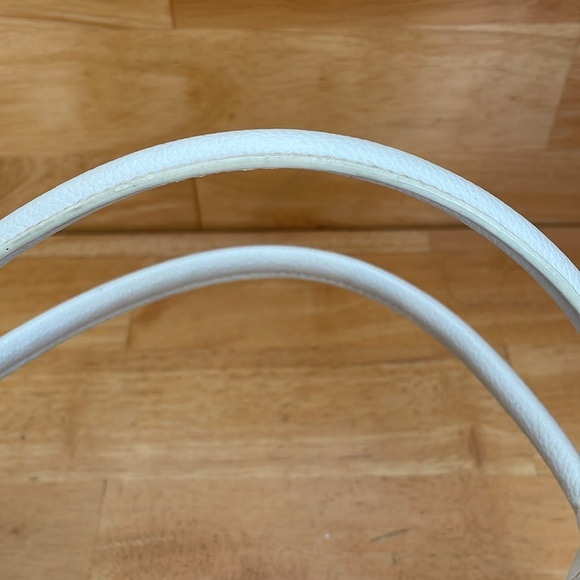 Leather White Bag - Picture 6 of 9